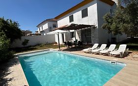 Gran Chalet a 13 min de Sevilla